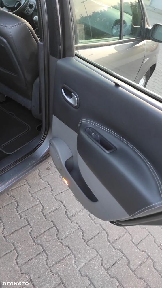 Renault Scenic 1.9 dCi FAP Conquest - 13