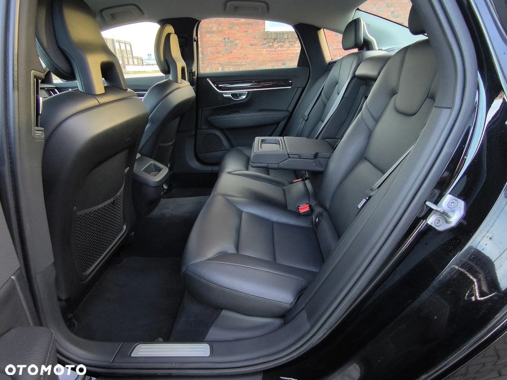 Volvo S90 T6 AWD Geartronic Momentum - 23
