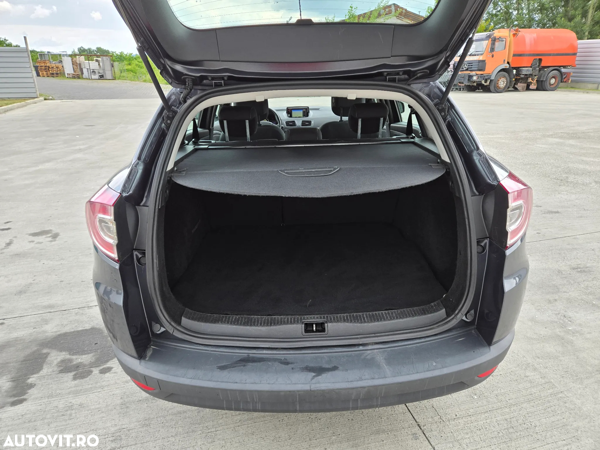 Renault Megane 1.5 dCi Dynamique - 11