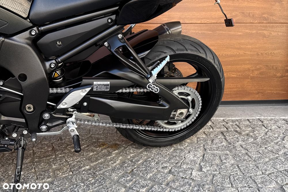 Yamaha FZ8 - 23
