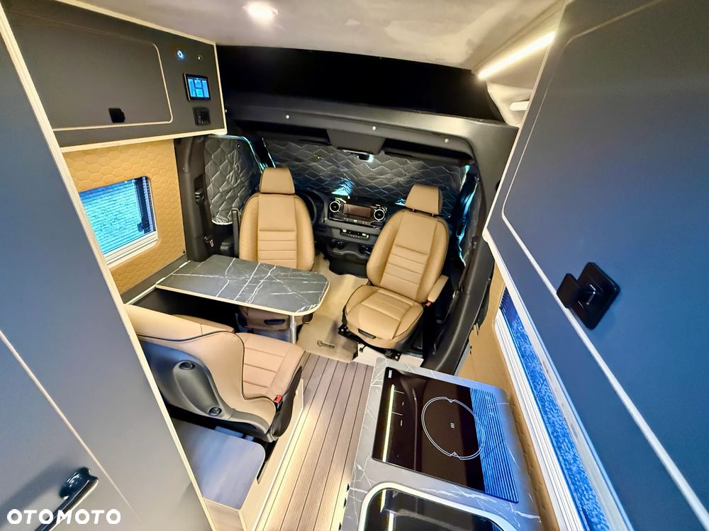 Mercedes-Benz Sprinter - 16