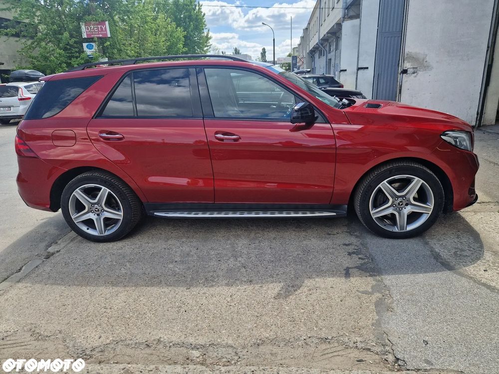 Mercedes-Benz GLE 350 d 4-Matic - 2