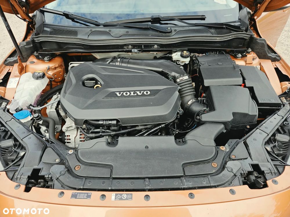 Volvo V40 T2 You - 26