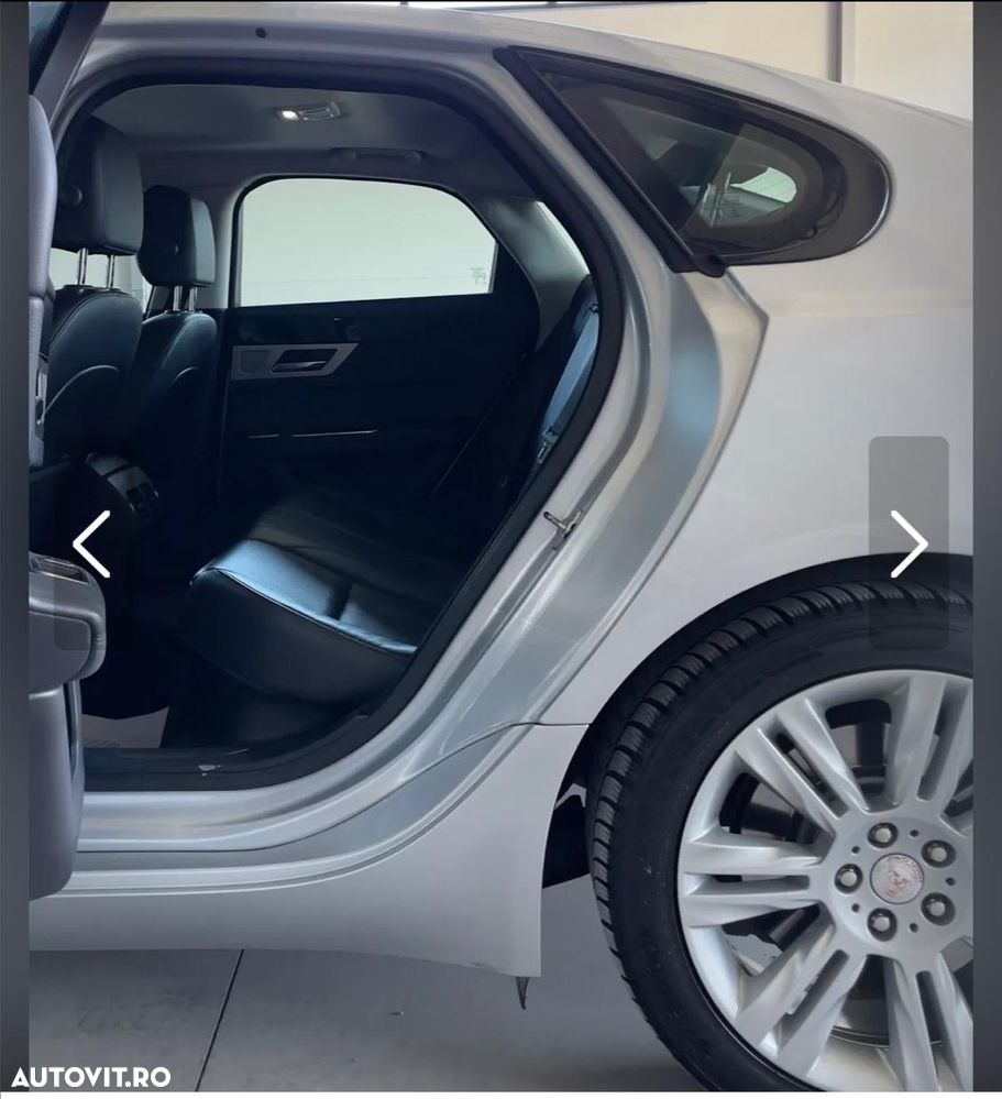 Jaguar XF 20d AWD Portfolio - 10