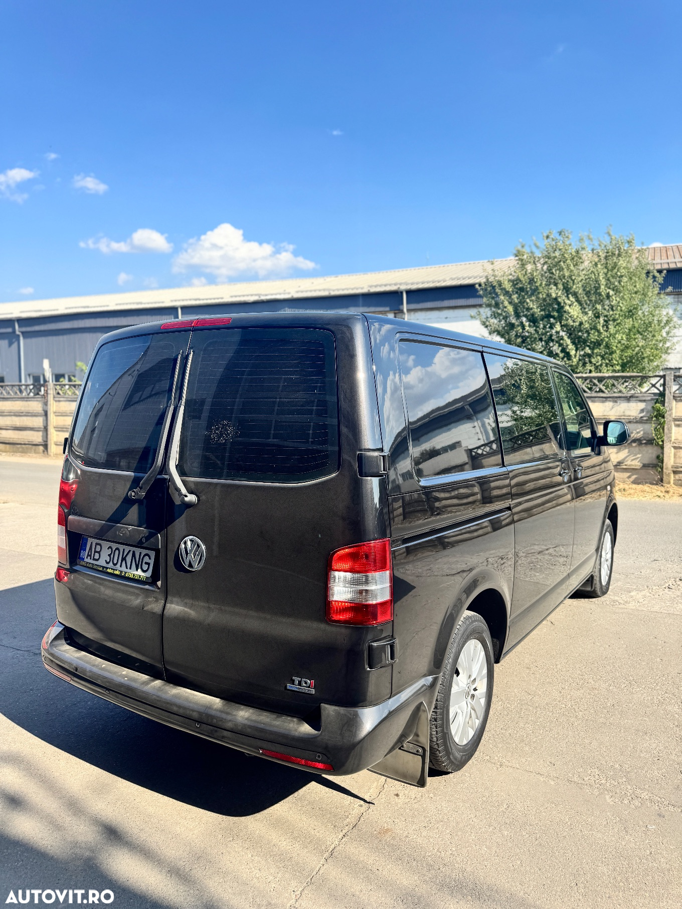 Volkswagen Transporter - 7