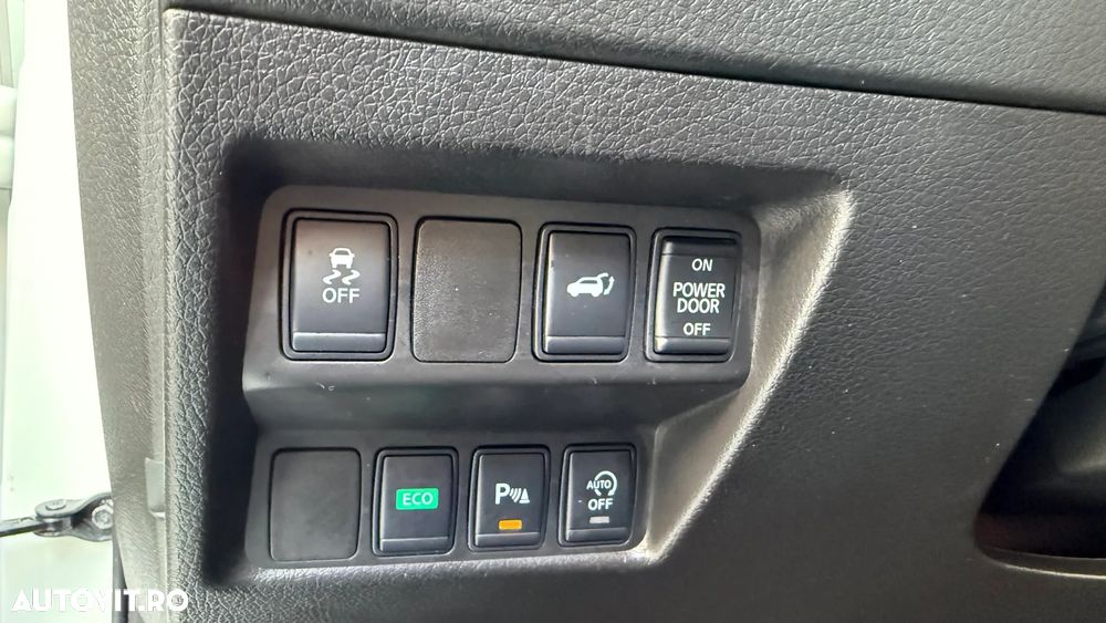 Nissan X-Trail 2.0 dCi ALL-MODE 4x4i Xtronic Tekna - 10