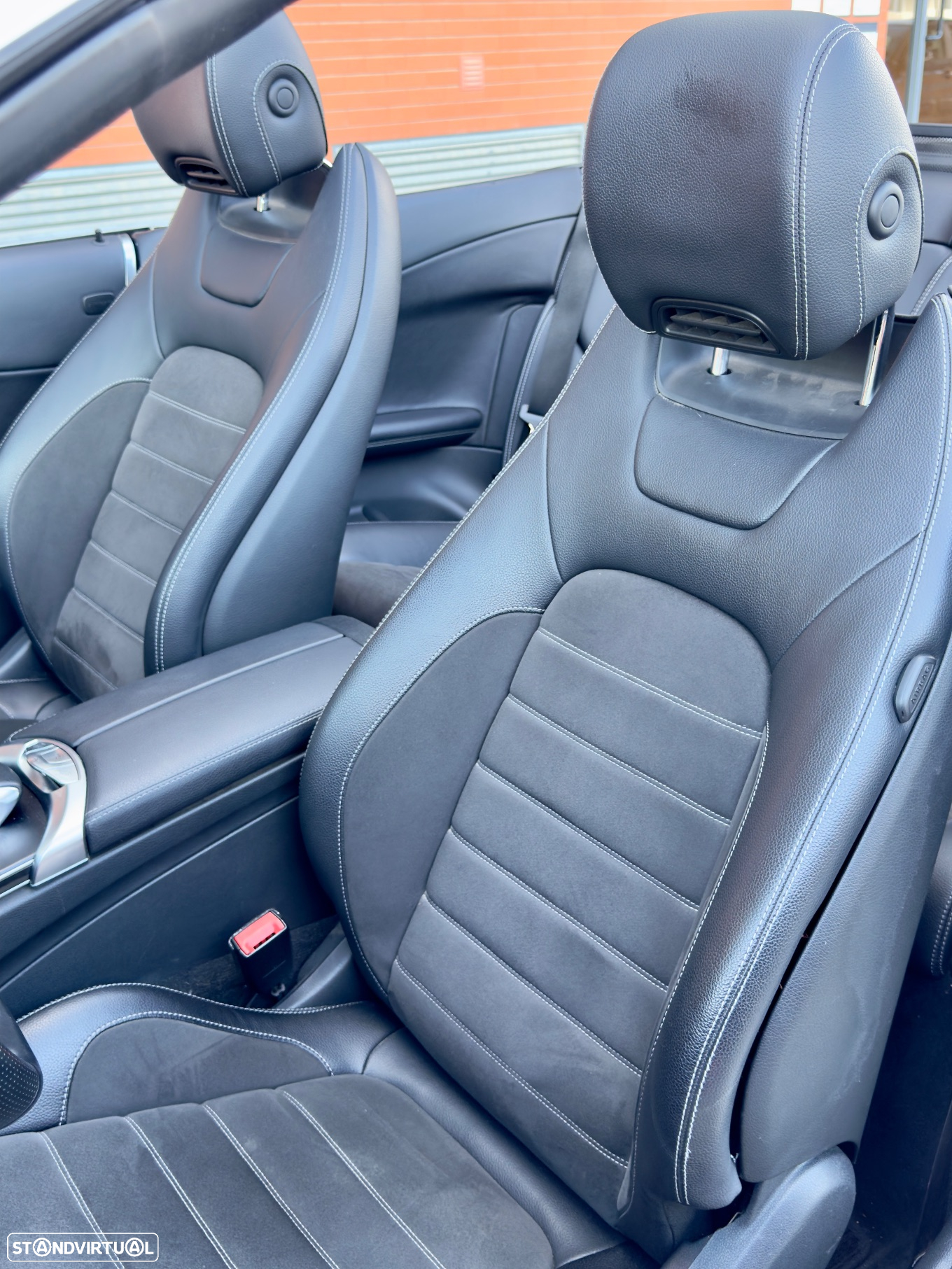 Mercedes-Benz C 180 Coupe 7G-TRONIC AMG Line - 20