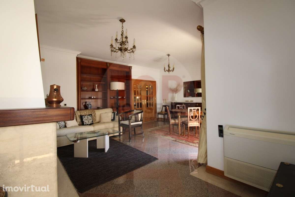 Apartamento Elegante na Avenida 5 de Outubro, Faro - Grande imagem: 5/31