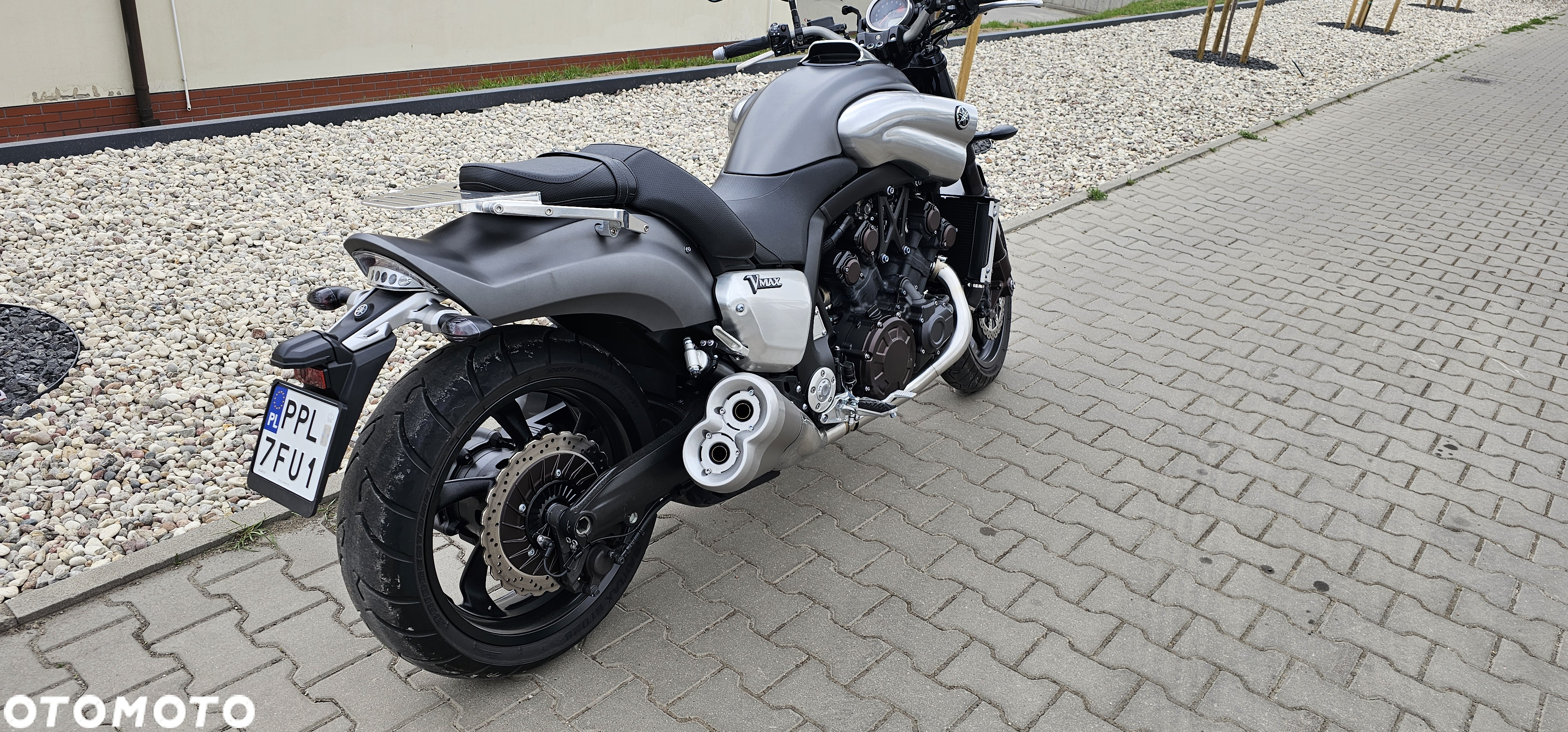 Yamaha V-MAX - 7