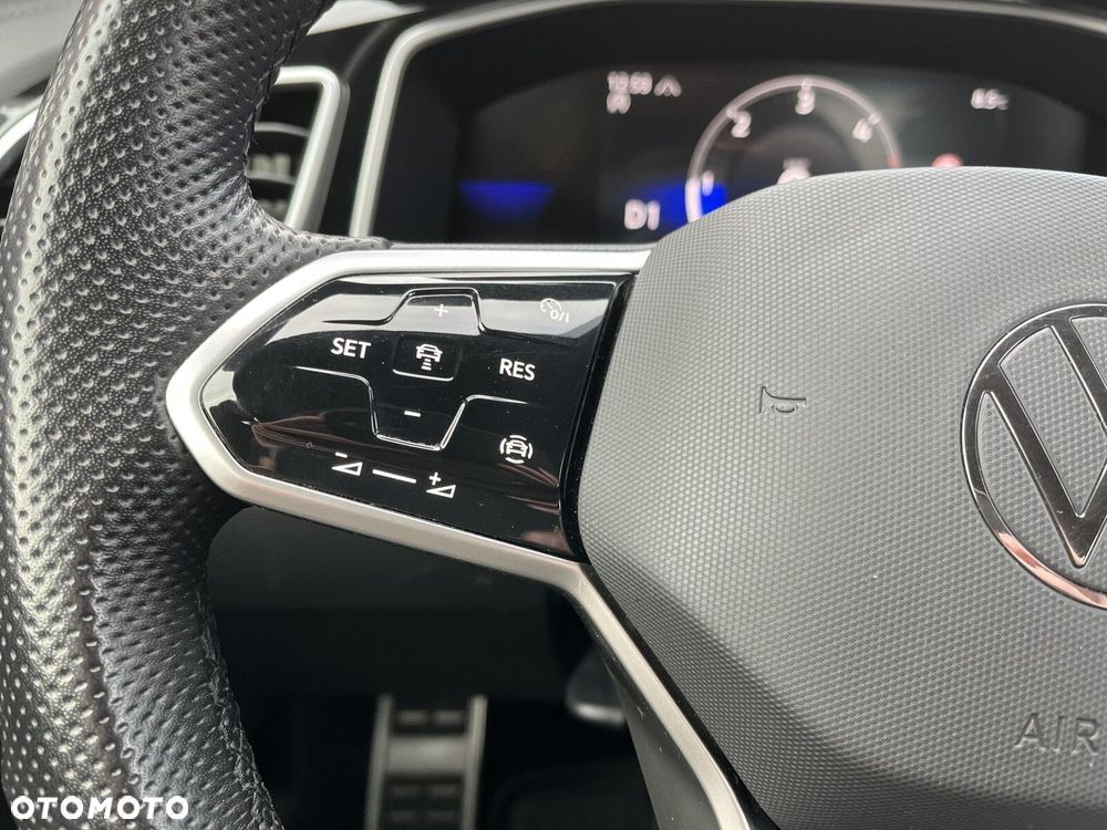 Volkswagen T-Roc - 34