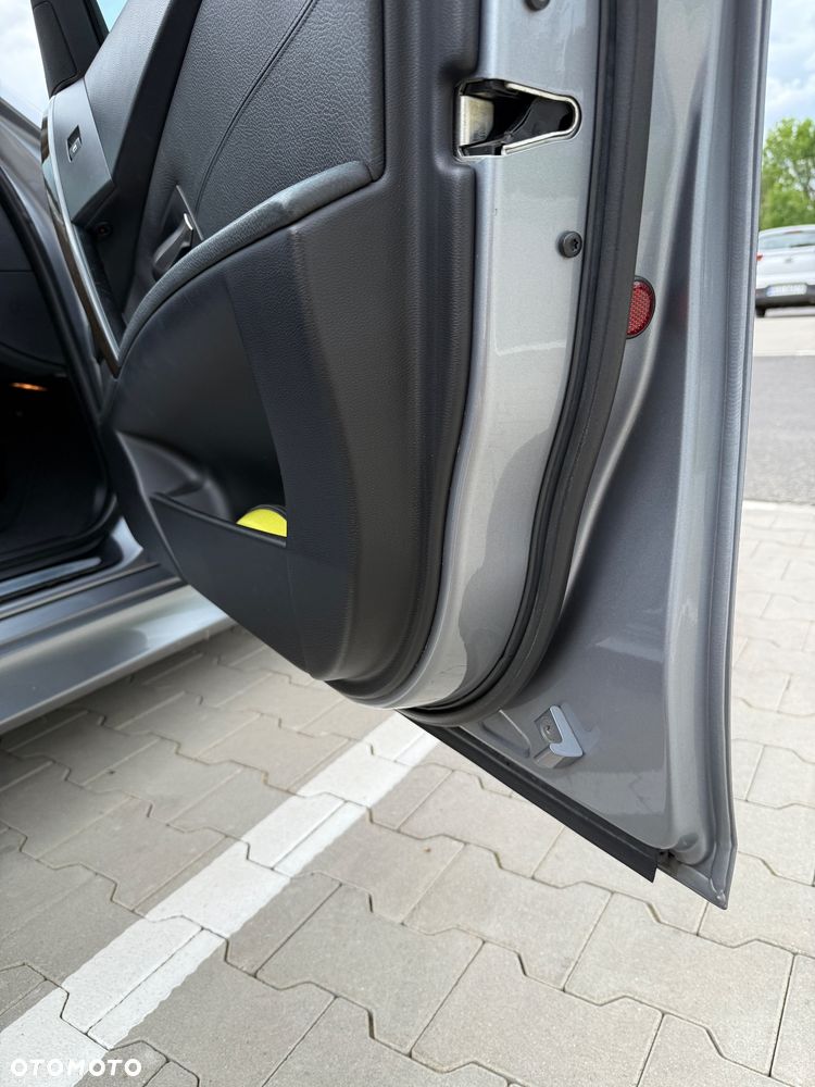BMW Seria 5 530d - 37