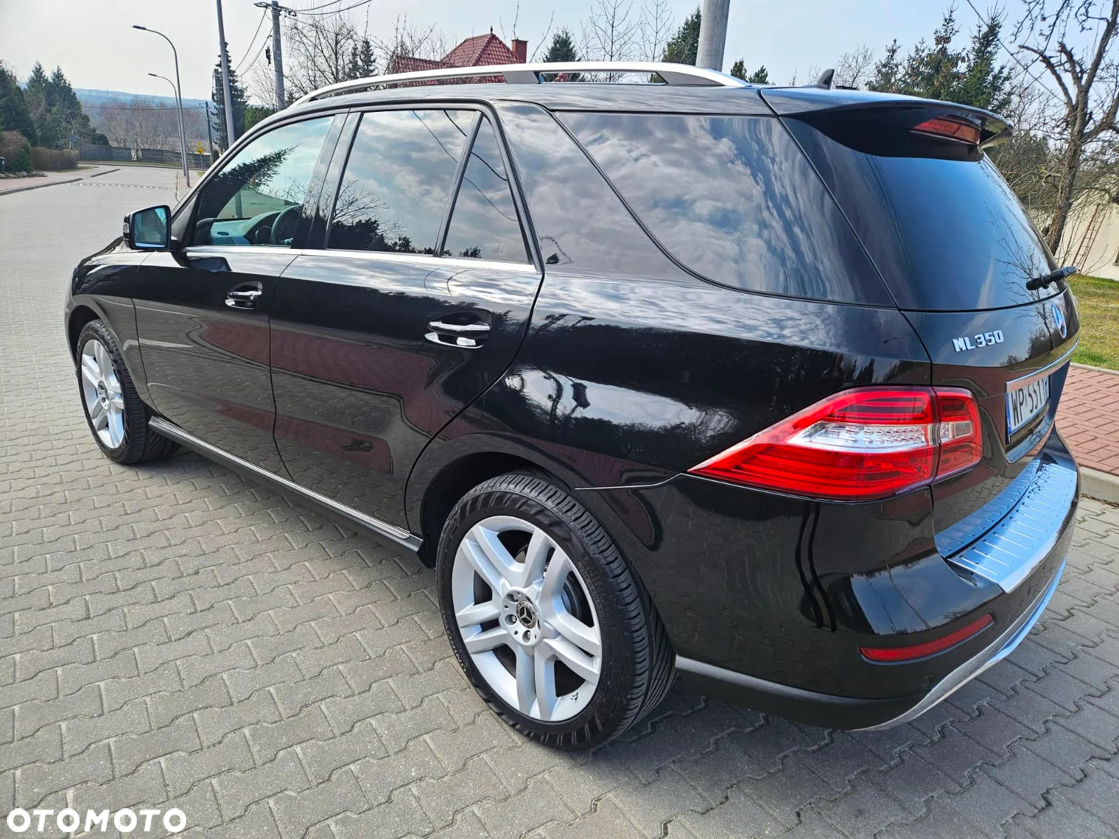 Mercedes-Benz ML 350 BlueTec 4-Matic - 11