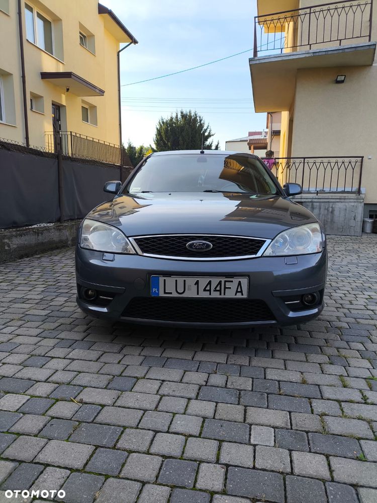 Ford Mondeo 3.0 V6 ST 220 - 5