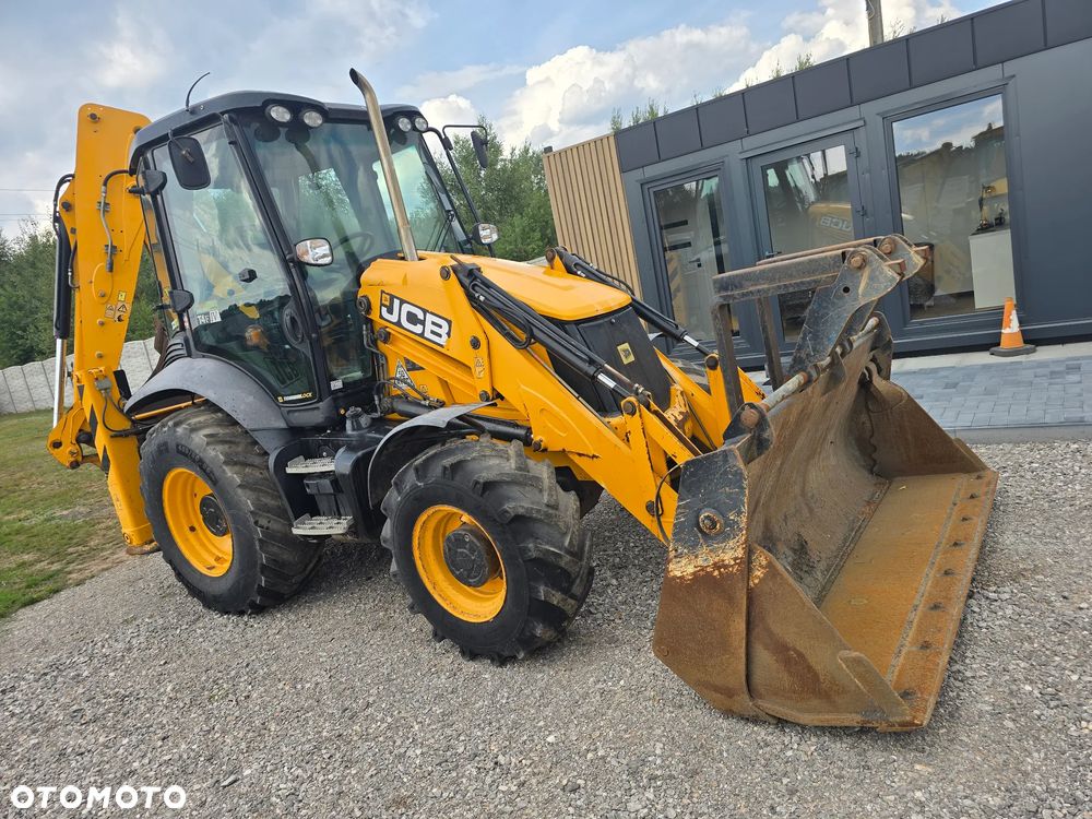 JCB