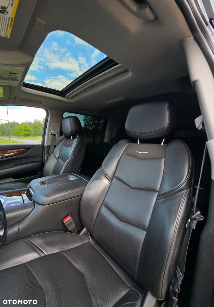 Cadillac Escalade ESV 6.2 V8 AWD AT Premium - 15