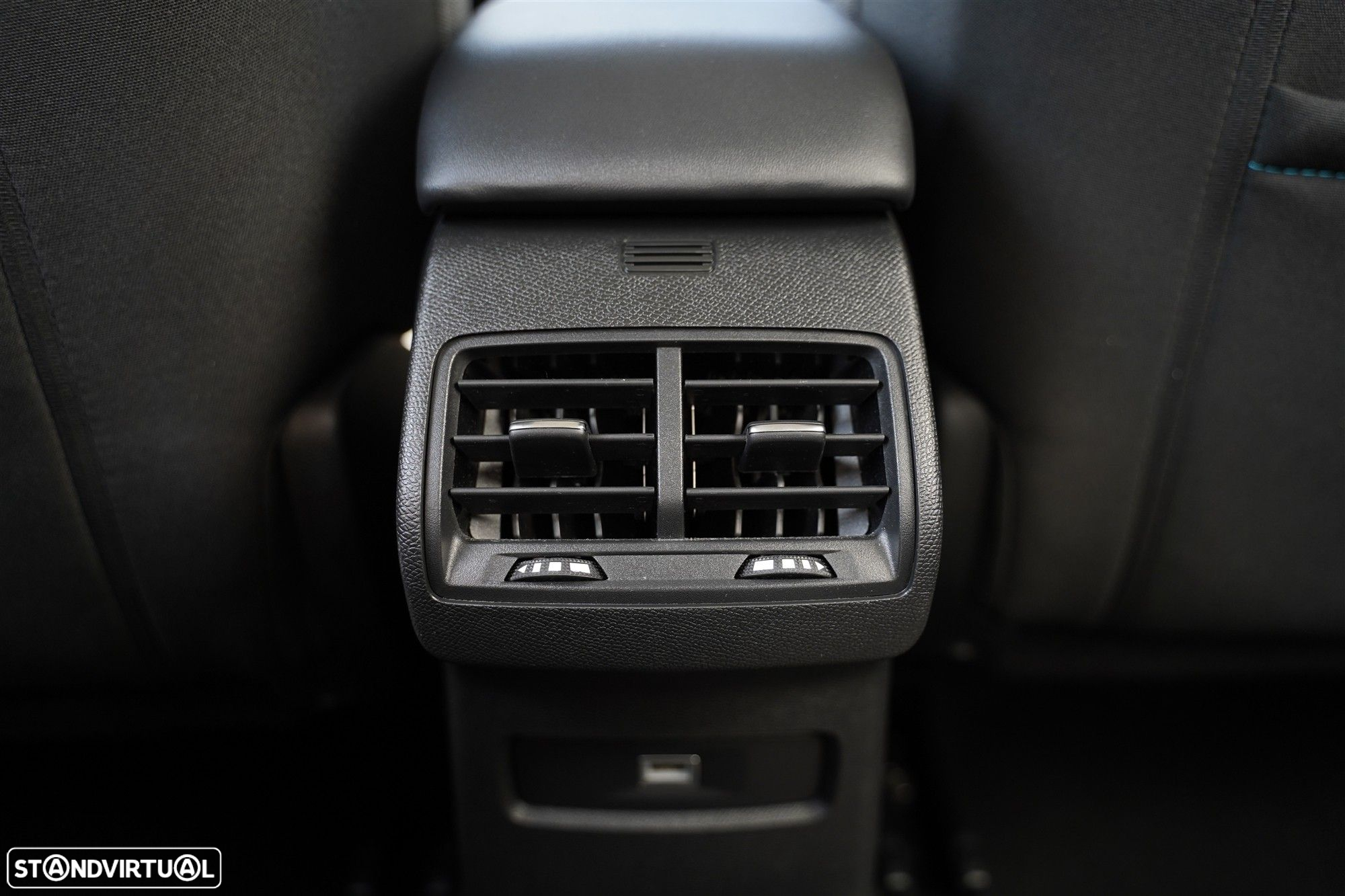 Citroën C4 X 1.2 PureTech Feel Pack EAT8 - 16