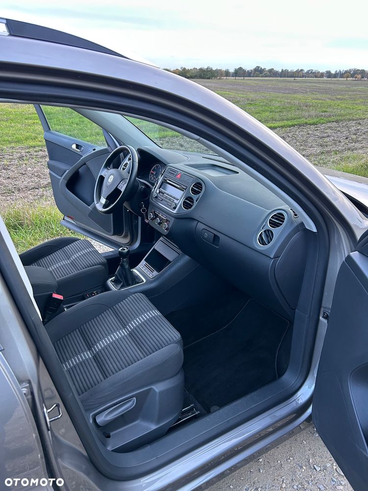 Volkswagen Tiguan - 9