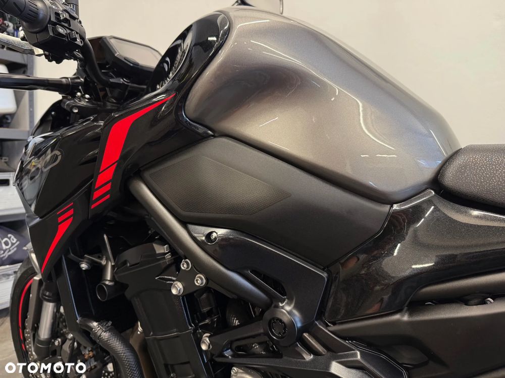 Kawasaki Z 900 - 25