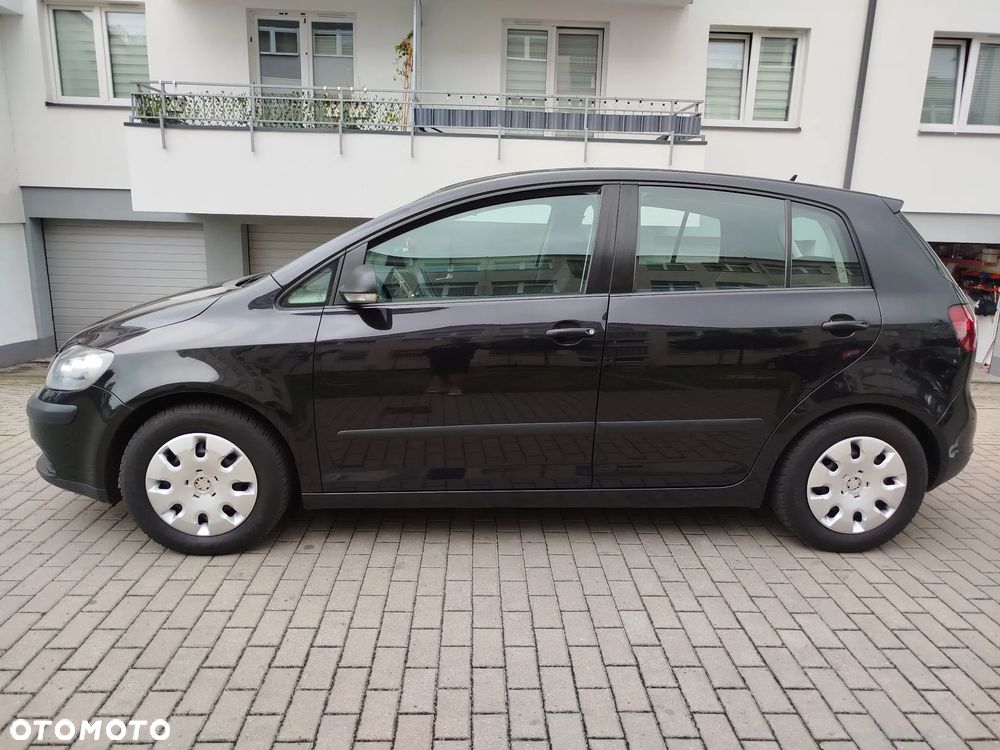 Volkswagen Golf Plus - 11