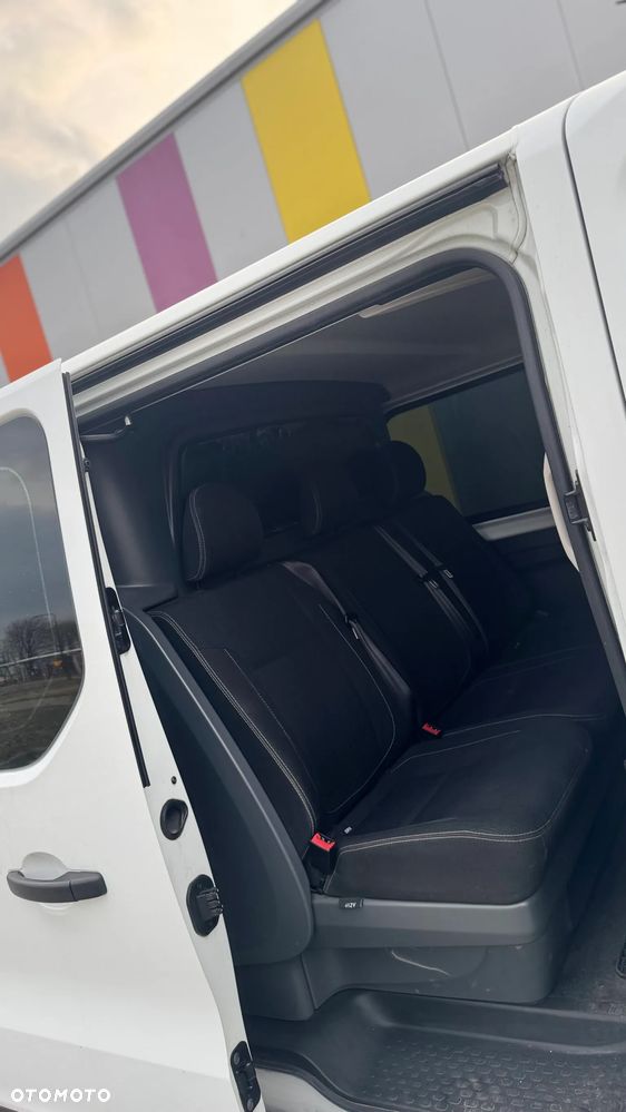 Renault Trafic - 12