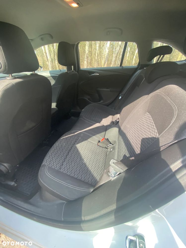 Opel Astra 1.6 CDTI Enjoy - 17