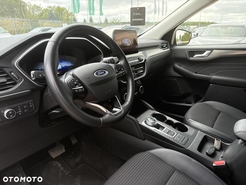 Ford Kuga - 11