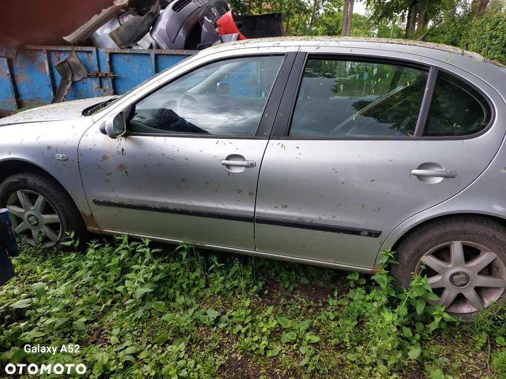 Zderzak SEAT LEON I 1,6B 03R. maska,drzwi,klapa,lampy.... - 2