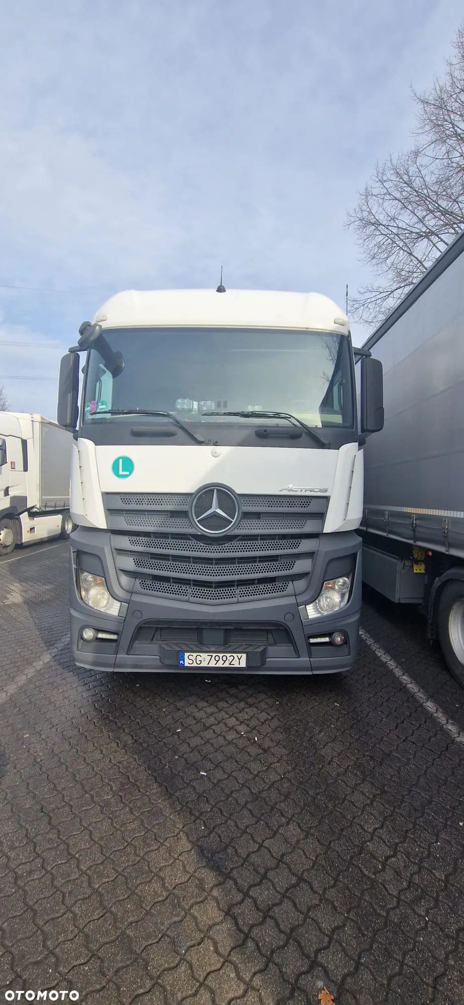 Mercedes-Benz ACTROS - 1