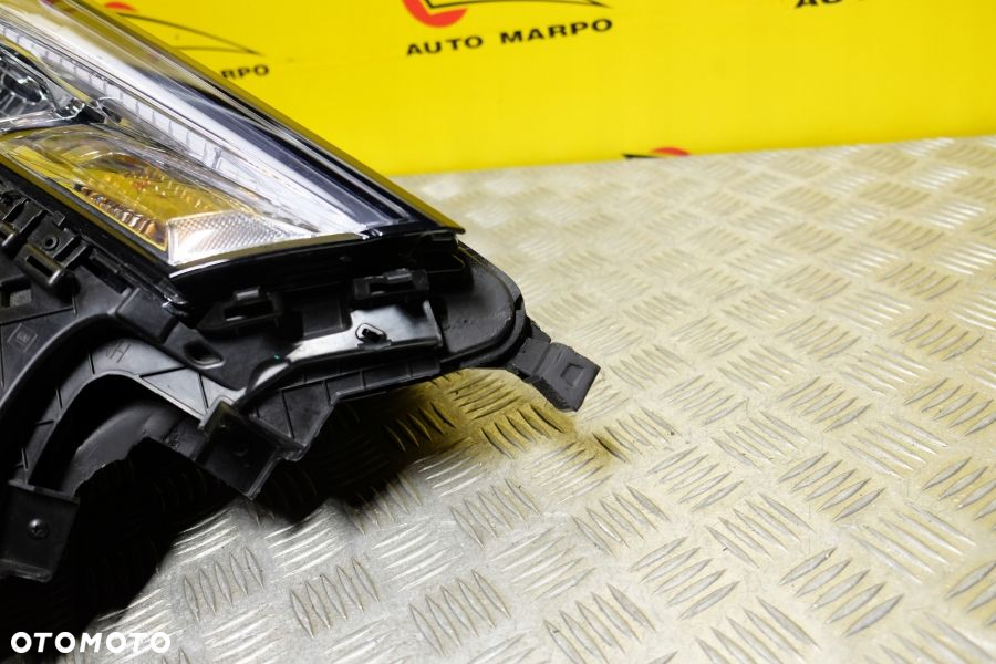 GMC TERRAIN 2022 2023- REFLEKTOR LAMPA PRZÓD FULL LED R USA - 6