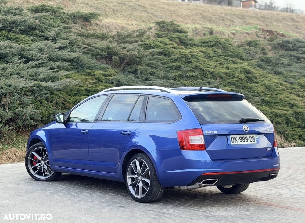Skoda Octavia 2.0 TDI DSG RS - 5