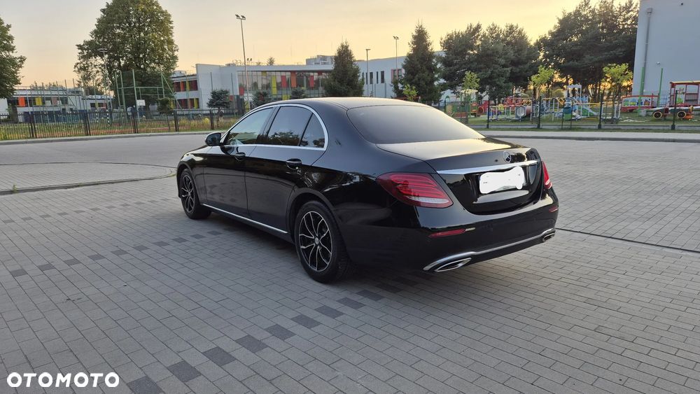 Mercedes-Benz Klasa E 200 9G-TRONIC - 3