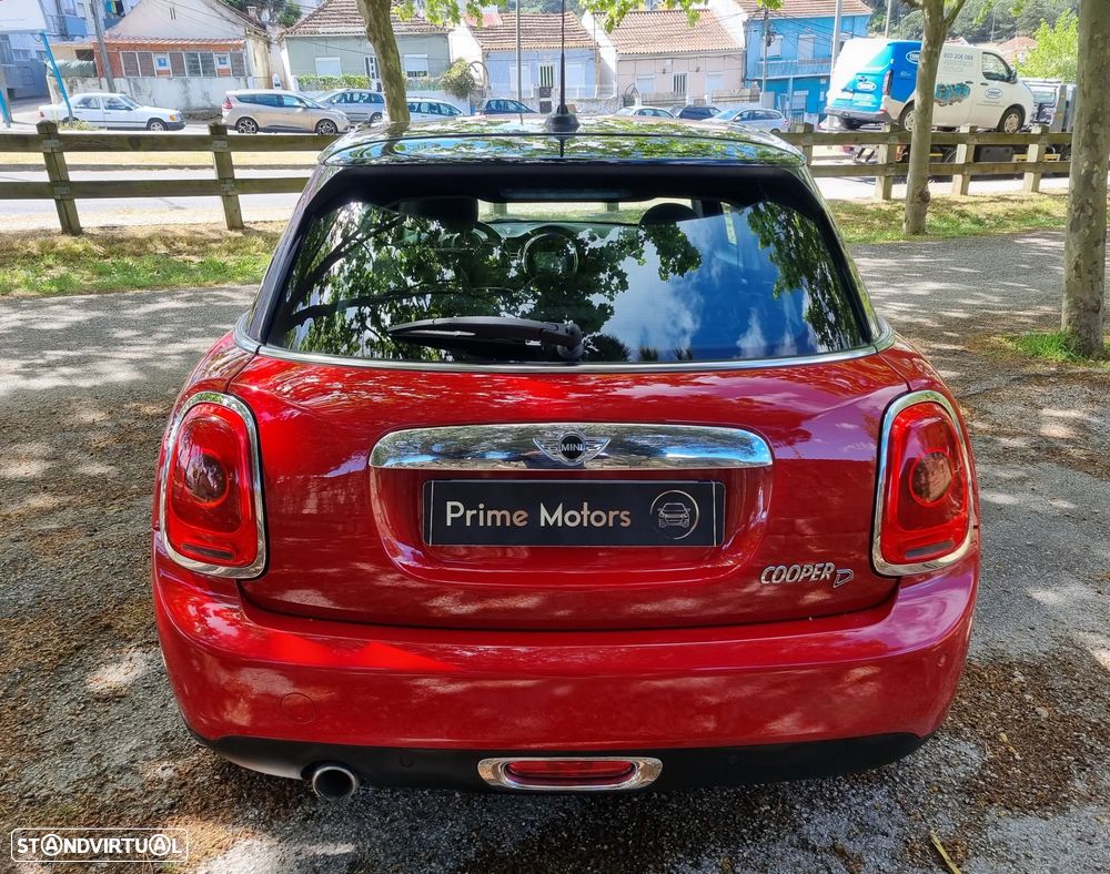 MINI 5 Portas Cooper D - 11