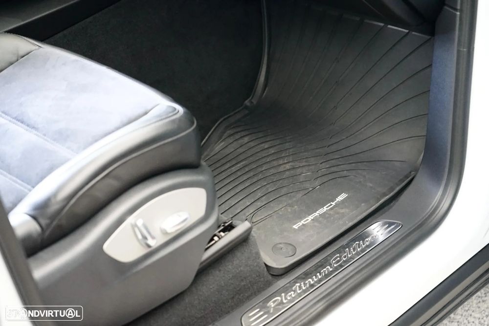 Porsche Cayenne Diesel Platinum Edition - 22