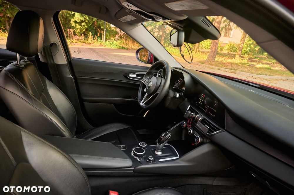 Alfa Romeo Giulia 2.0 Turbo Veloce - 33