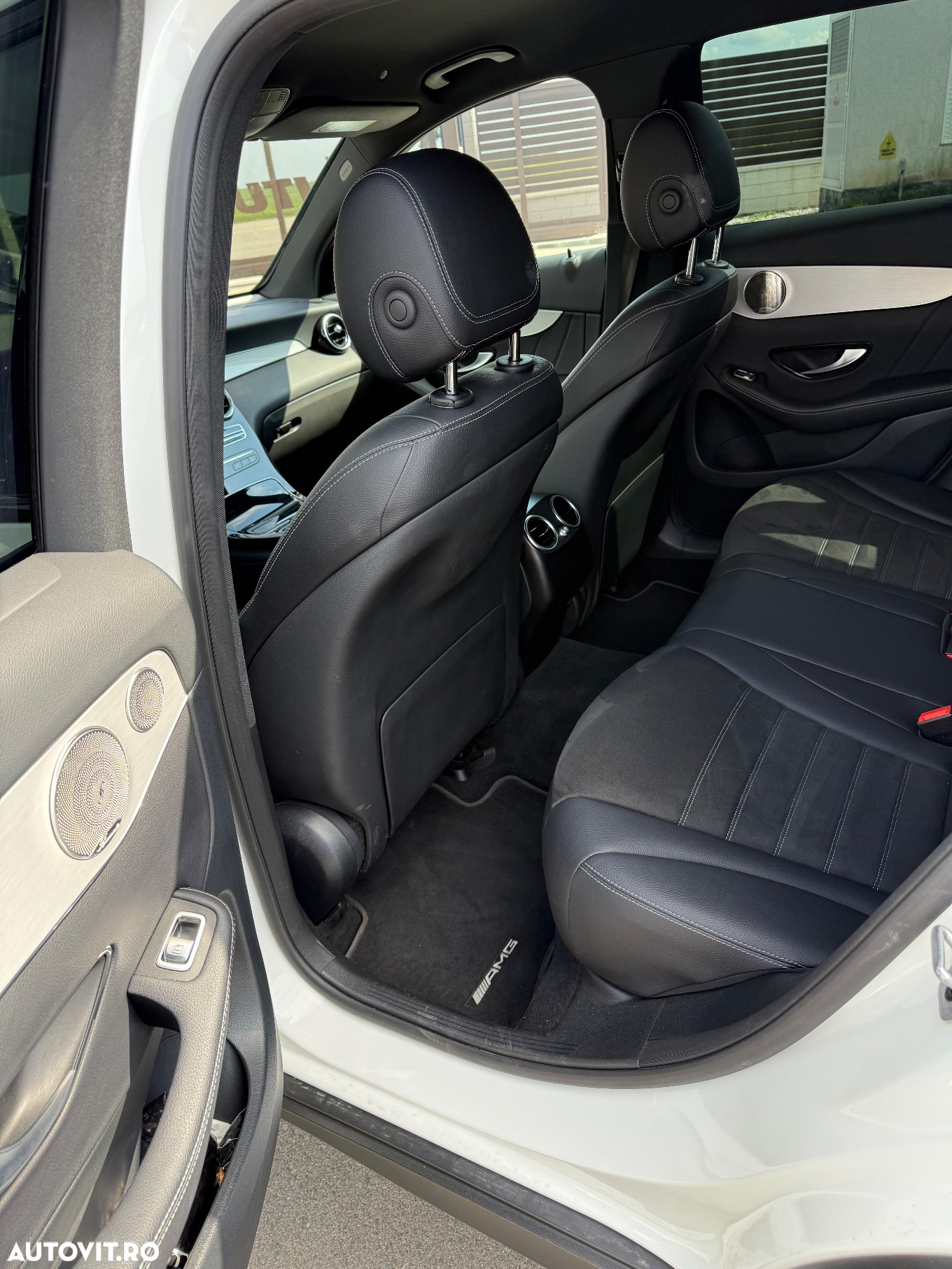 Mercedes-Benz GLC 300 e 4Matic 9G-TRONIC Exclusive - 8