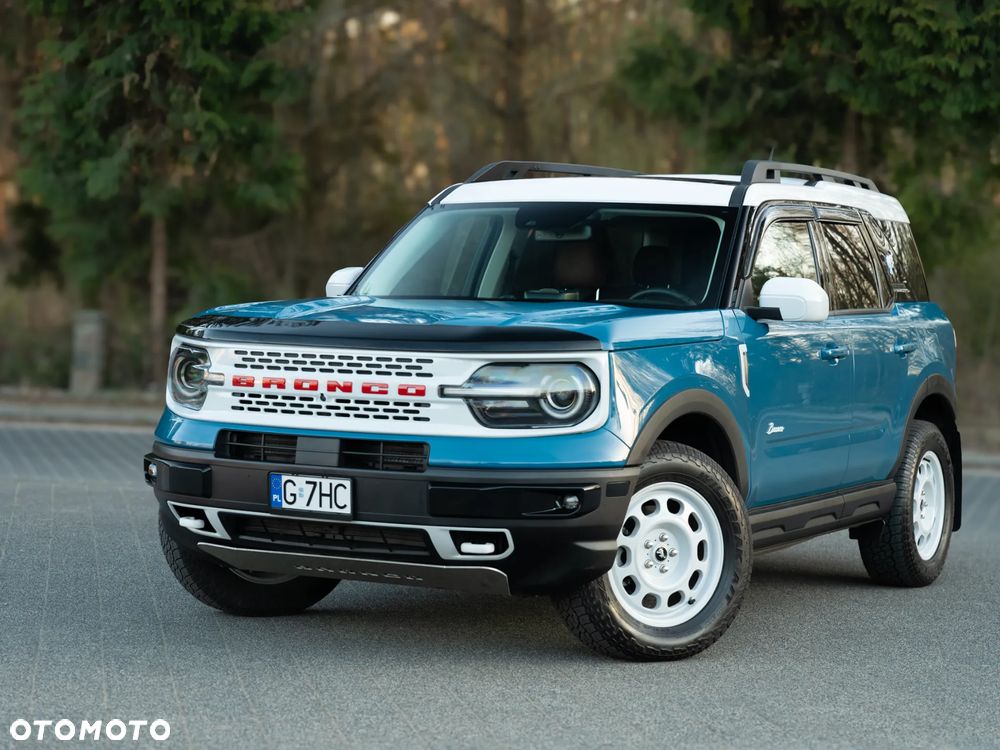 Ford Bronco - 3