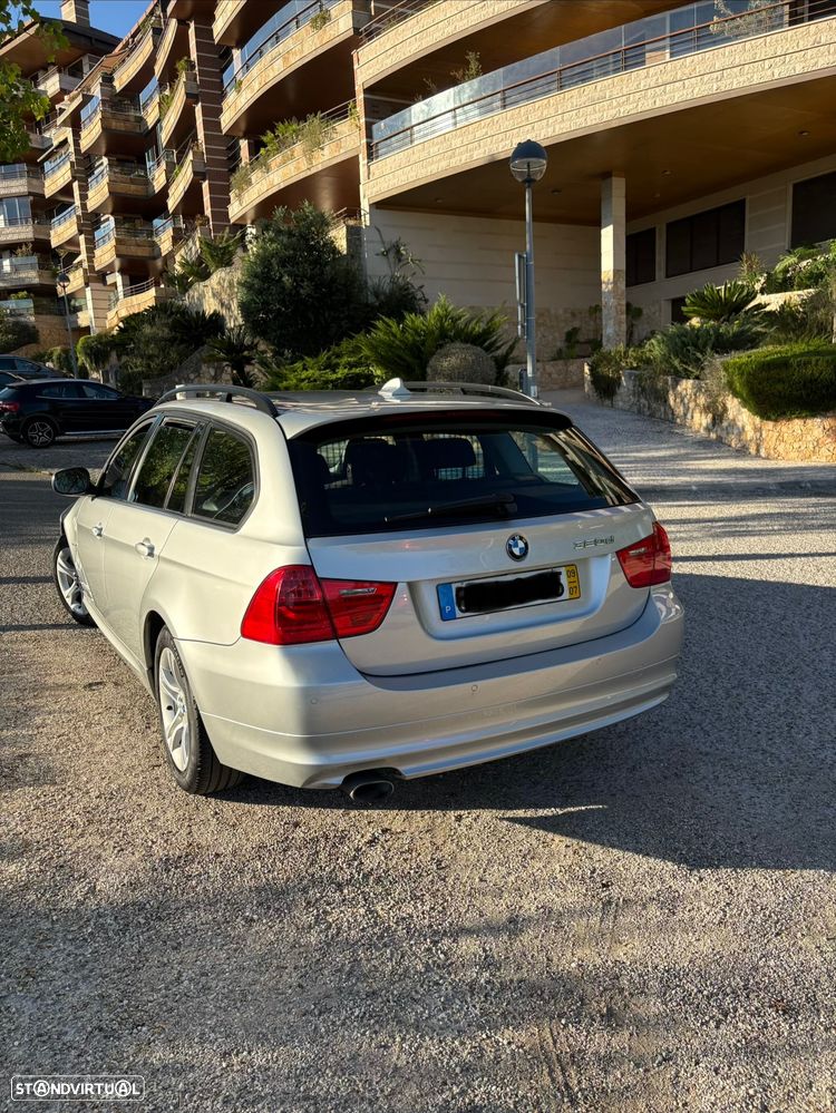 BMW 320 d Navigation Sport - 2