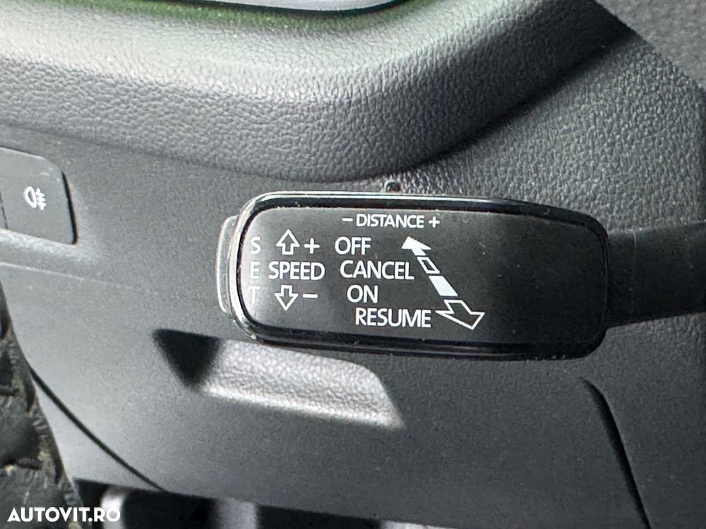 Skoda Octavia 2.0 TDI DSG Style - 27