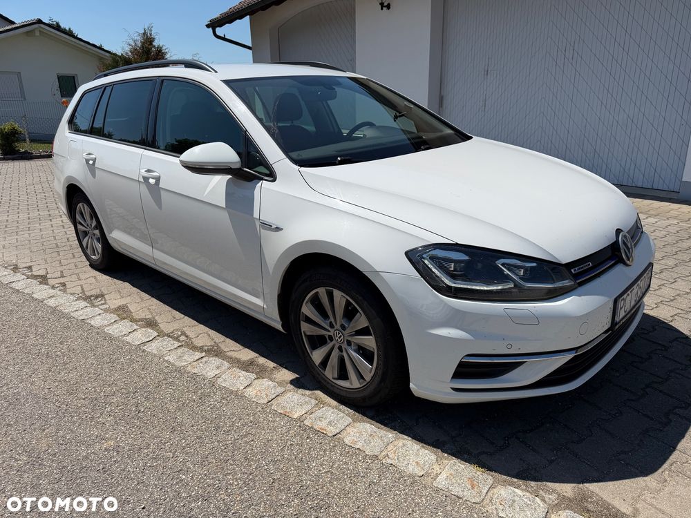 Volkswagen Golf 1.5 TSI BMT Comfortline - 1