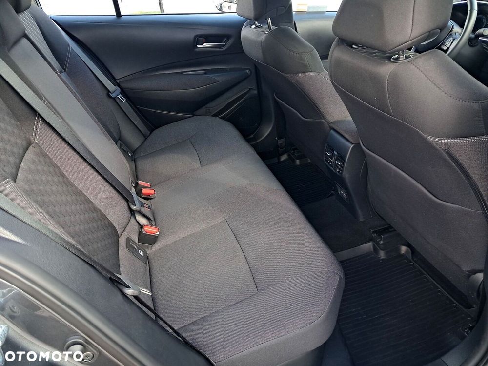 Toyota Corolla 1.8 Hybrid Comfort - 12