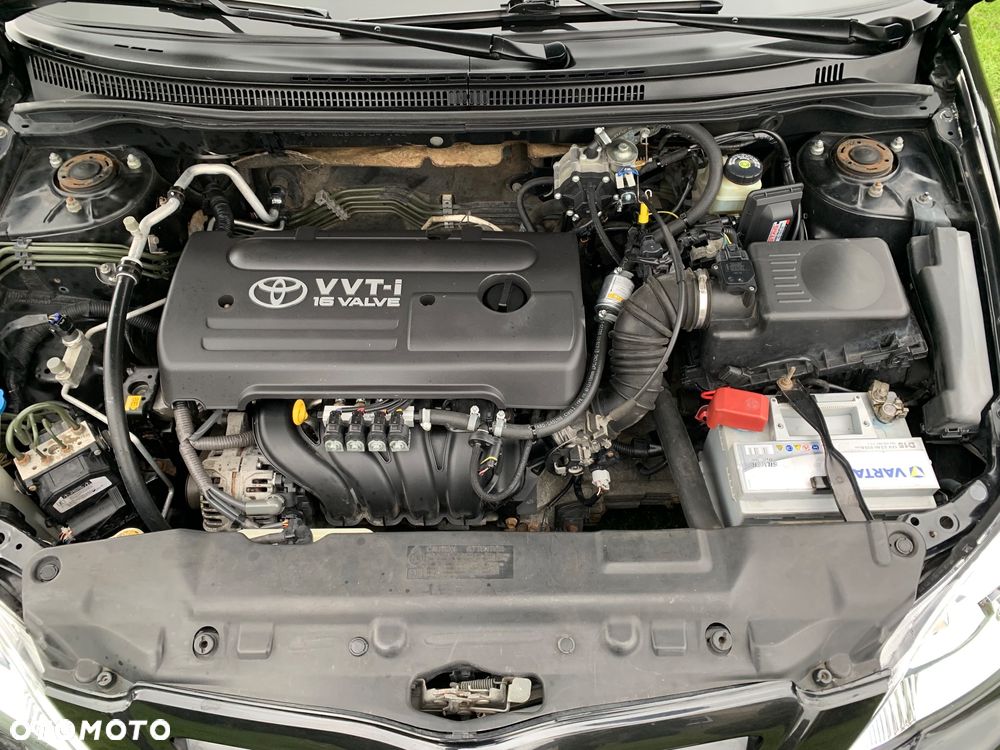 Toyota Corolla 1.4 VVT-i - 12