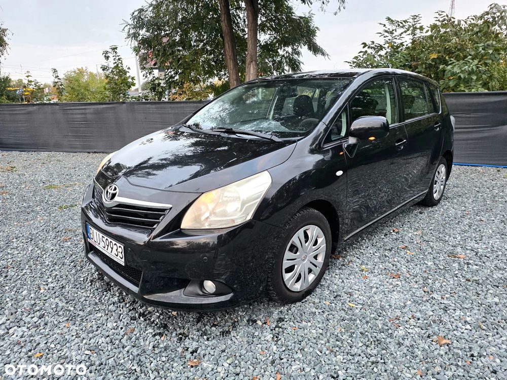 Toyota Verso 2011 photo 3