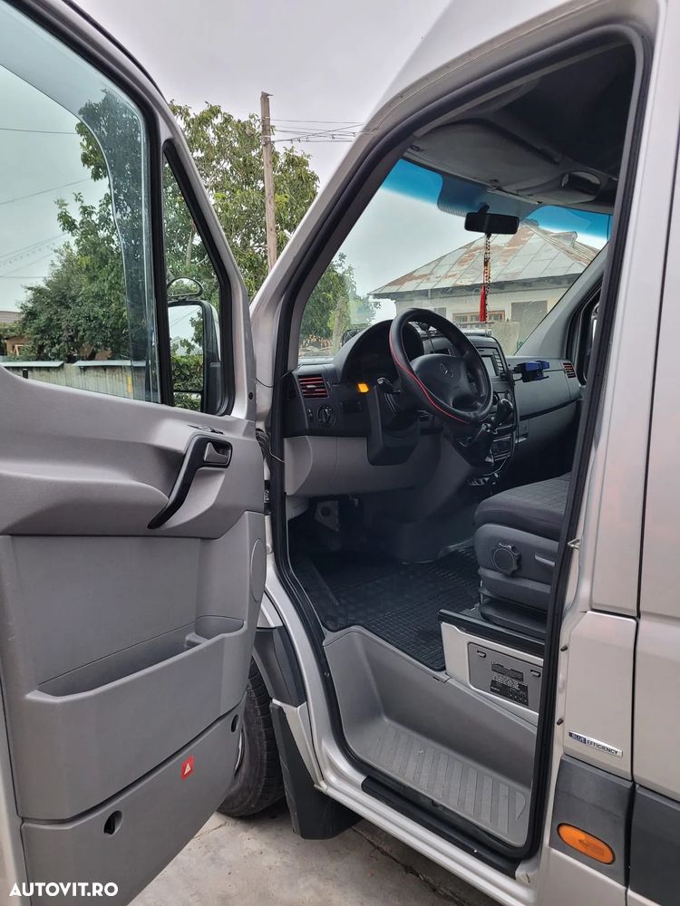Mercedes-Benz Sprinter - 5
