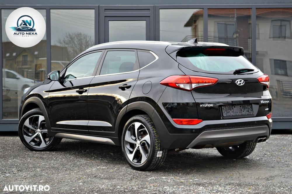 Hyundai Tucson 2.0 CRDI 4WD Automatik Premium - 3
