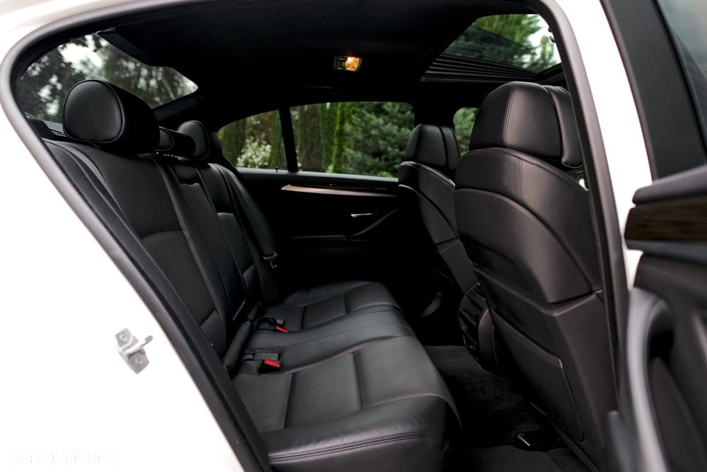 BMW Seria 5 535i xDrive Sport-Aut - 8