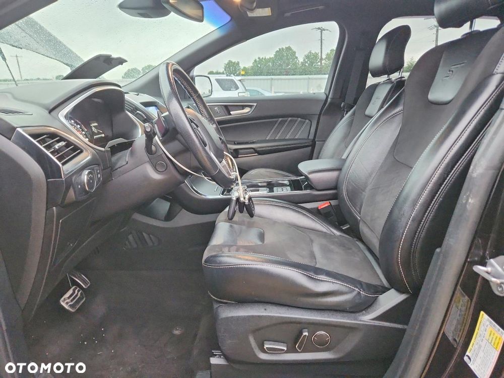 Ford Edge - 7