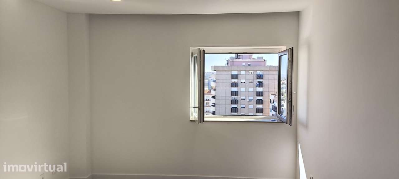 Apartamento a estrear após uma remodelação total - Grande imagem: 5/26