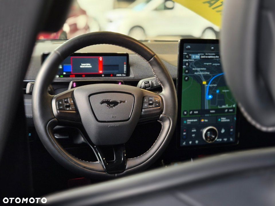 Ford Mustang Mach-E - 5