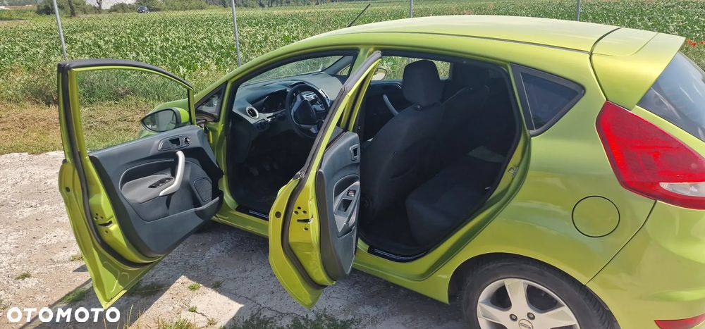 Ford Fiesta - 5