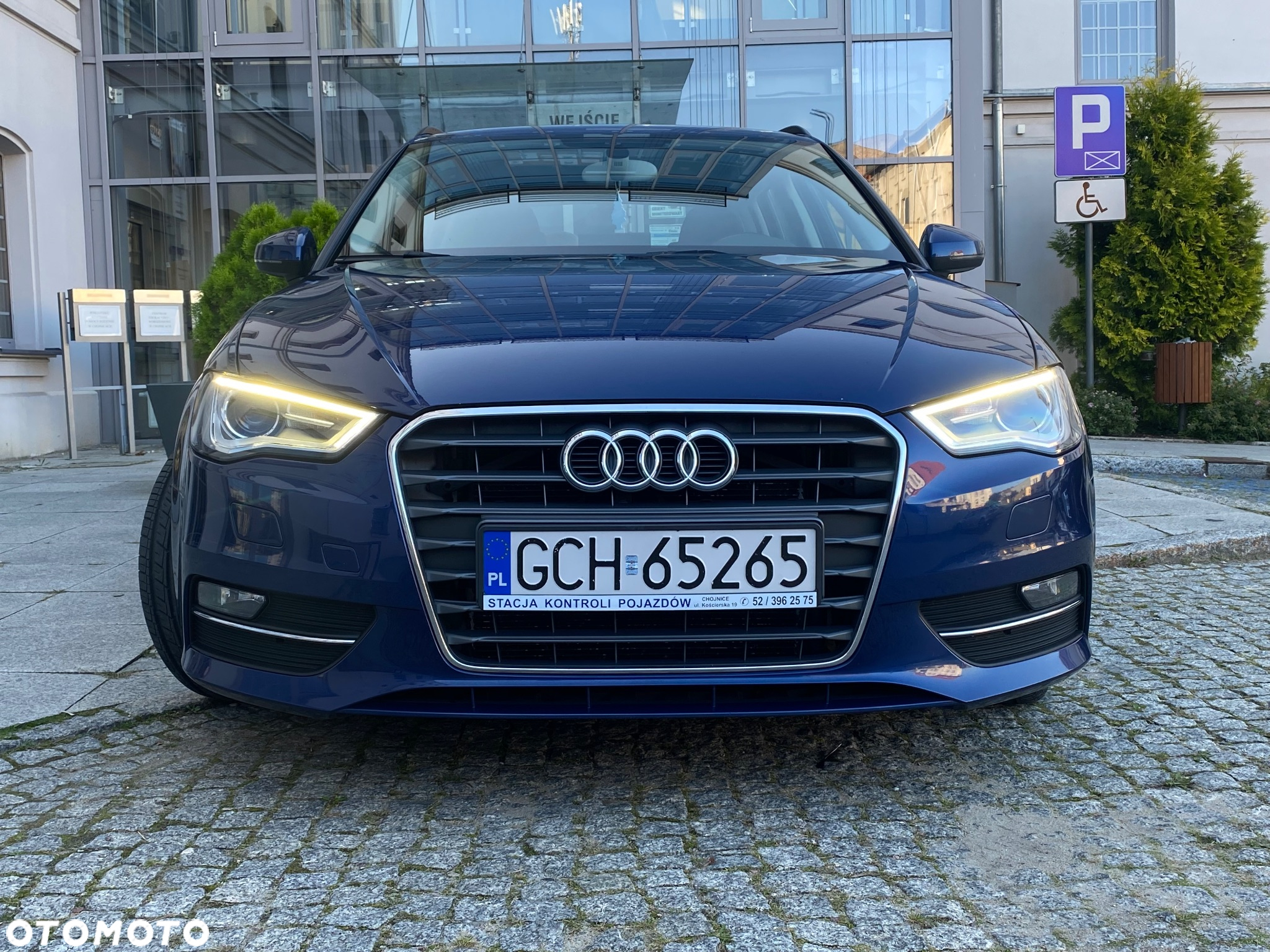 Audi A3 2.0 TDI Sportback S tronic - 4